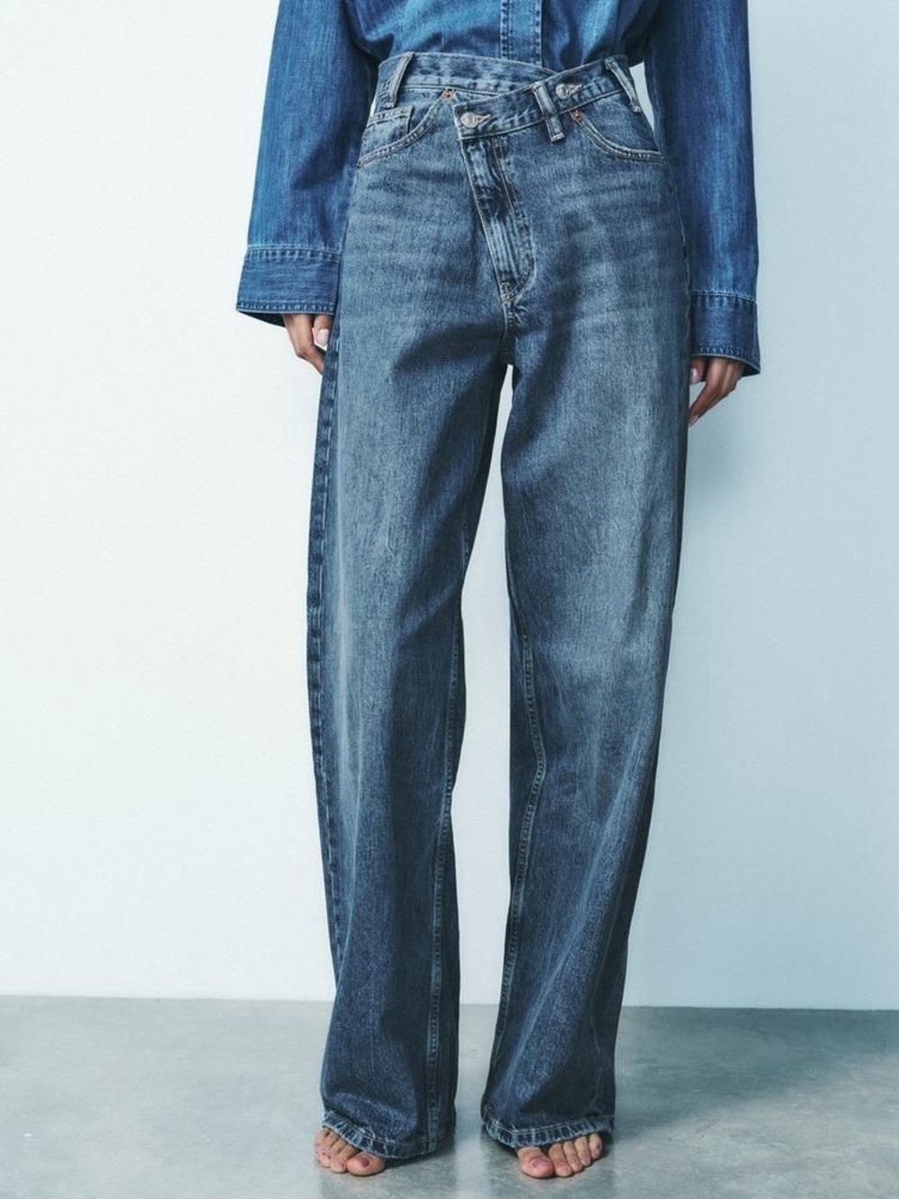 Classic Wide-Leg  / High-Waist Women’s Jeans - with cross over detail